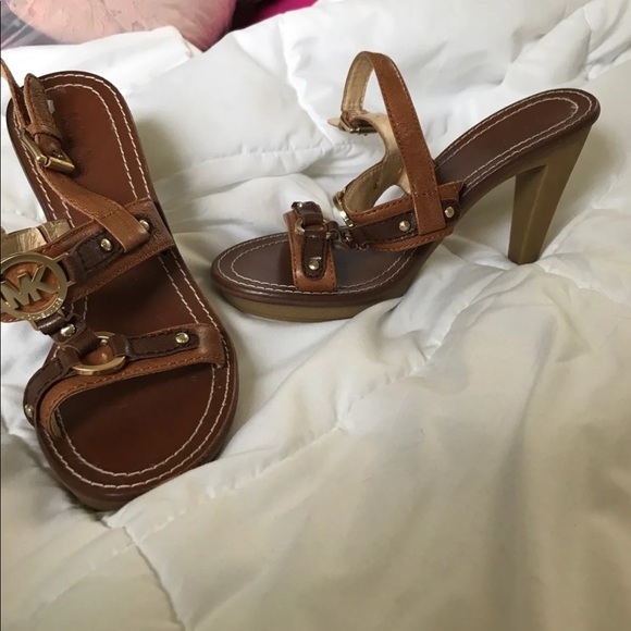 Michael kors Heels - Picture 2 of 5